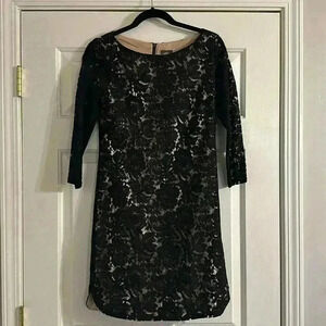 EUC Vince Camuto Lace Dress - Size 4
